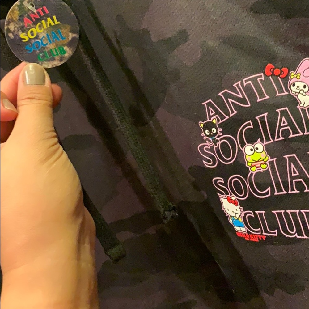 Hello Kitty ASSC Sweat - Picture 2 of 4